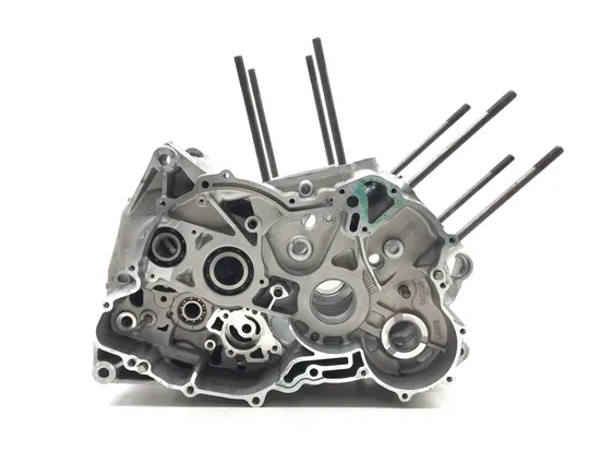 Engine Left Right Center Cases 2012 Can-Am Spyder RT SM5 Audio Convenience 3118