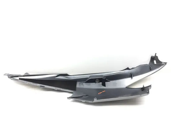 Right Side Rear Tail Fairing Cover 2011 Suzuki Burgman 400 AN400A ABS 3120 x