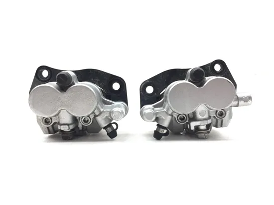 Left Right Front Brake Calipers Pads Set 2011 Suzuki Burgman 400 AN400A ABS 3120