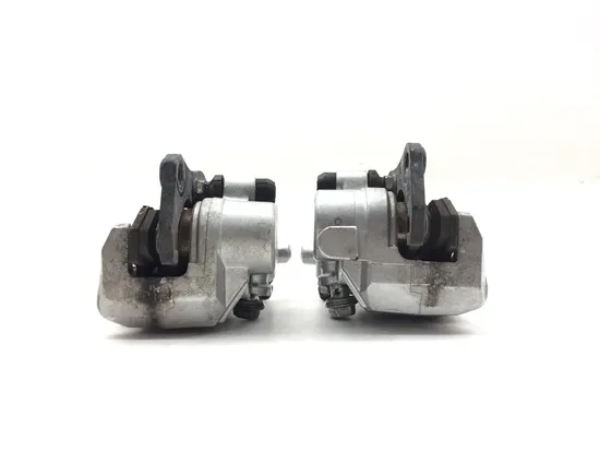 Left Right Front Brake Calipers Pads Set 2011 Suzuki Burgman 400 AN400A ABS 3120