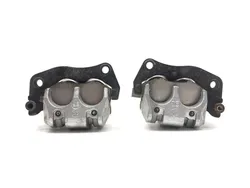 Left Right Front Brake Calipers Pads Set 2011 Suzuki Burgman 400 AN400A ABS 3120