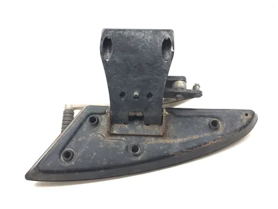 Right Floorboard With Brake Pedal 2013 Victory Cross Roads Classic 3163 x