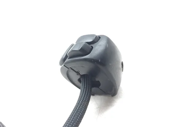 Left Right Headlight Bar Switches 2010 Harley Dyna Wide Glide FXDWG 3186