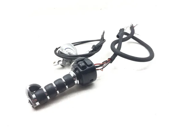 Left Right Headlight Bar Switches 2010 Harley Dyna Wide Glide FXDWG 3186