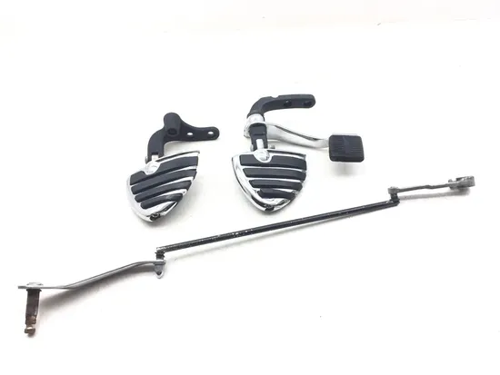 Left Right Forward Controls 2010 Harley-Davidson Dyna Wide Glide FXDWG 3186 x