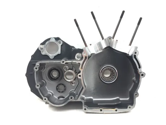 Engine Left Right Center Cases 2004 Harley Sportster 1200 Custom XL1200C 3187 x