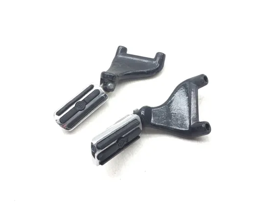 Left Right Set Passenger Peg Bracket 2004 Harley Sportster 1200 XL1200C 3187 x