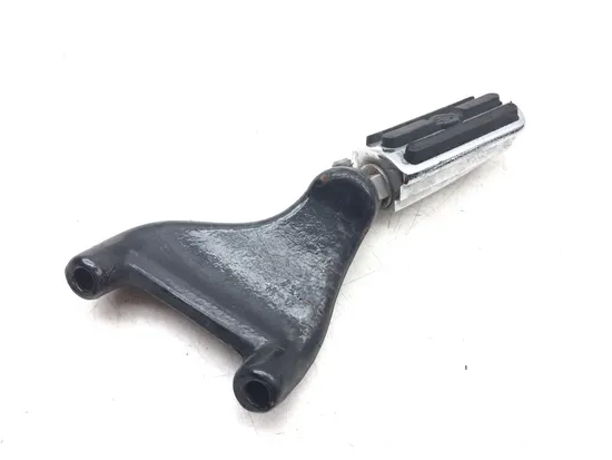 Left Right Set Passenger Peg Bracket 2004 Harley Sportster 1200 XL1200C 3187 x