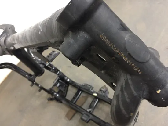 Main Frame Chassis 2004 Harley-Davidson Sportster 1200 Custom XL1200C 3187