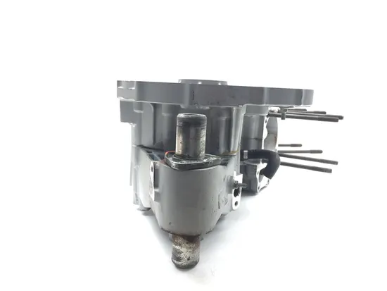 Engine Left Right Center Cases 2004 Harley Sportster 883 Custom XL883C 3191 x