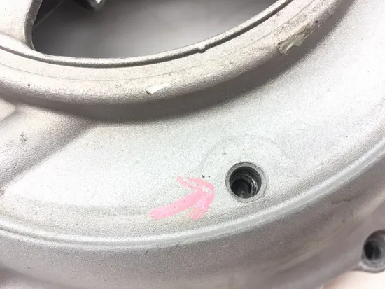 Outer Primary Clutch Cover 2004 Harley Sportster 883 Custom XL883C 3191 x 4