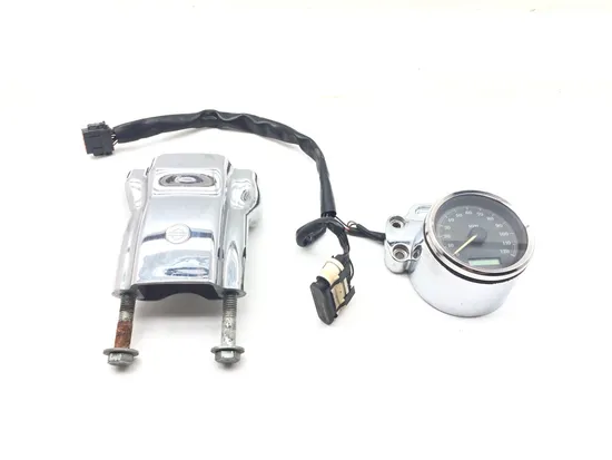 Speedometer Gauge w Mount 2004 Harley-Davidson Sportster 883 Custom XL883C 3191
