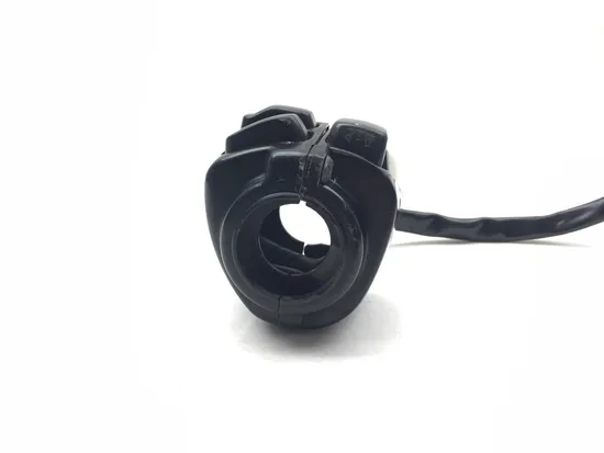 Left Headlight Bar Switch 2004 Harley-Davidson Sportster 883 Custom XL883C 3191x