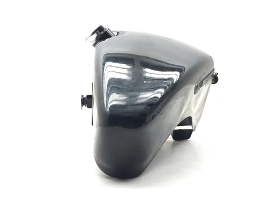 Engine Oil Tank 1997 Harley-Davidson Sportster 1200 XLH1200 3192 x