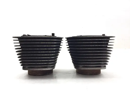 Front Rear Cylinder Jugs w Pistons 2007 Harley-Davidson Road Glide FLTR 3193 x