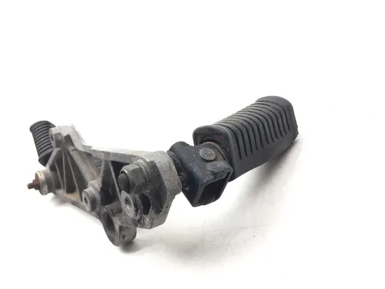 Footpegs Foot Pegs Right Left 1981 Kawasaki KZ1100A Shaft 3195 x