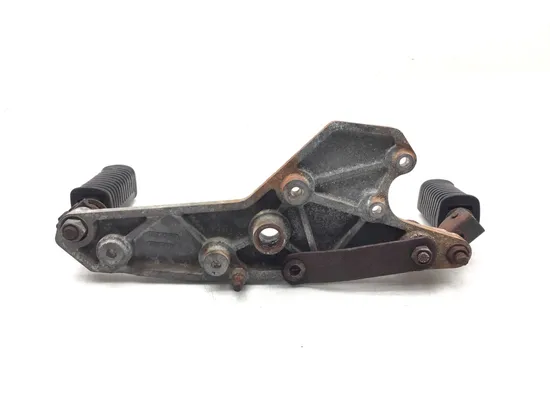 Footpegs Foot Pegs Right Left 1981 Kawasaki KZ1100A Shaft 3195 x