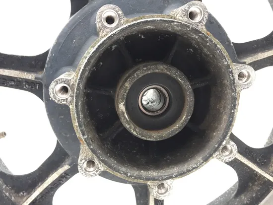 Rear Wheel Rim 1981 Kawasaki KZ1100A Shaft 3195 x