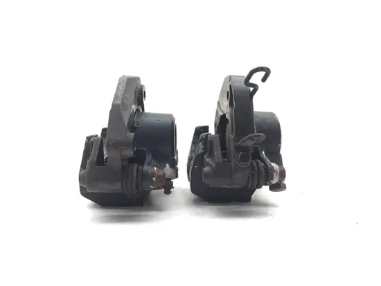 Left Right Front Brake Calipers Pads Set 1981 Kawasaki KZ1100A Shaft 3195 x