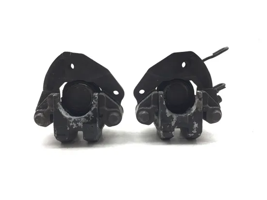 Left Right Front Brake Calipers Pads Set 1981 Kawasaki KZ1100A Shaft 3195 x