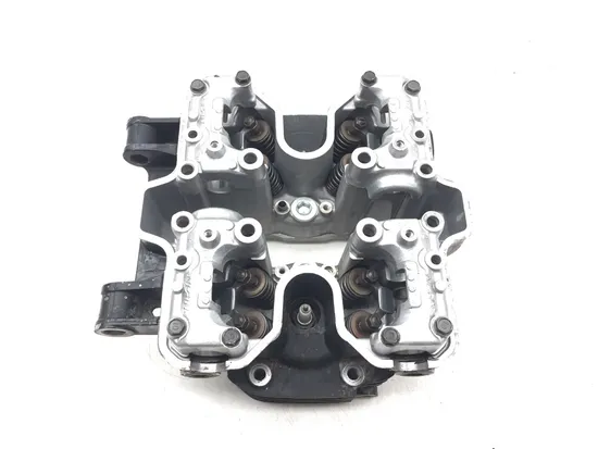 Engine Cylinder Head Complete W Cams Rear 1985 Honda Interceptor VF1000R 3197 x