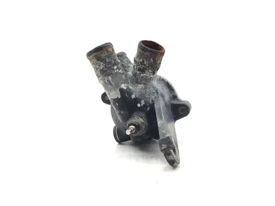 Thermostat Housing 1985 Honda Interceptor 1000 VF1000R 3197 x