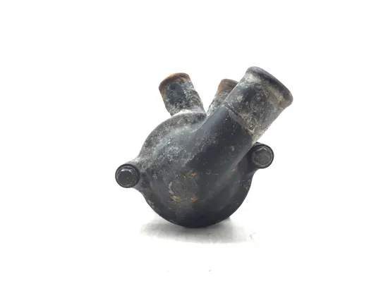 Thermostat Housing 1985 Honda Interceptor 1000 VF1000R 3197 x