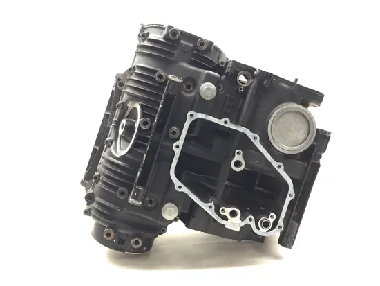 Upper Lower Center Cases Case 1978 Honda CB750F Super Sport 3196 x