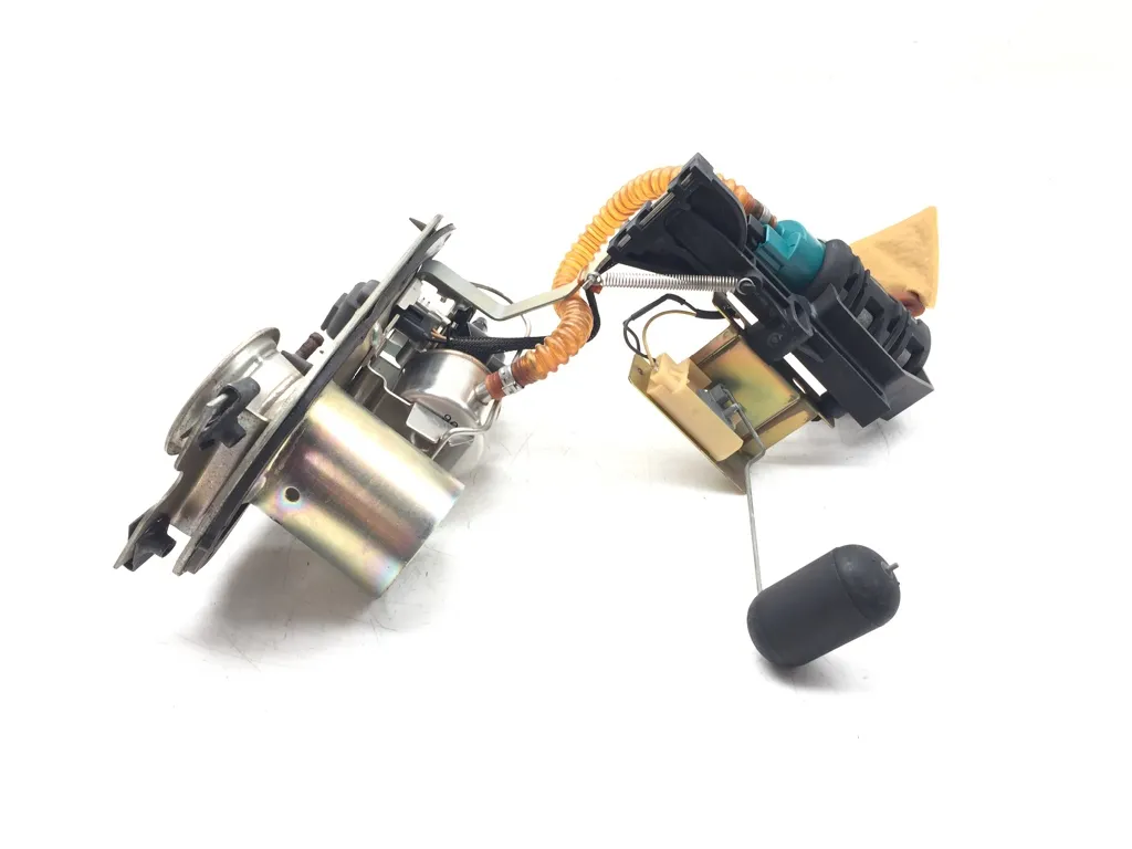 Gas Fuel Tank Pump 2003 Harley-Davidson Electra Glide Anniversary EFI FLHTI 3205