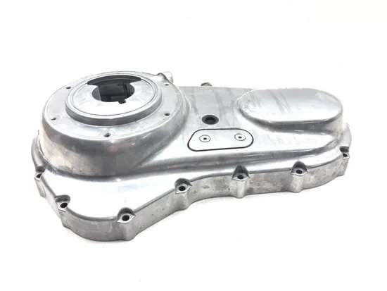 Engine Outer Clutch Cover 2018 Harley Sportster 883 Super Low XL883L 3201 x