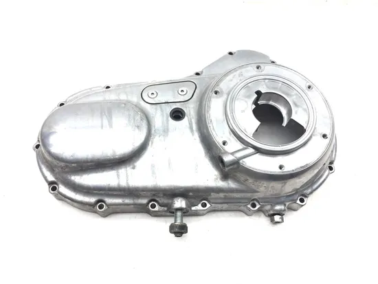 Engine Outer Clutch Cover 2018 Harley Sportster 883 Super Low XL883L 3201 x