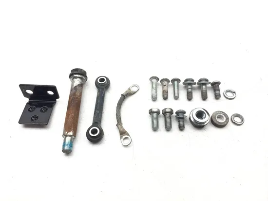 Engine Motor Mounts 2018 Harley-Davidson Sportster 883 Super Low XL883L 3201