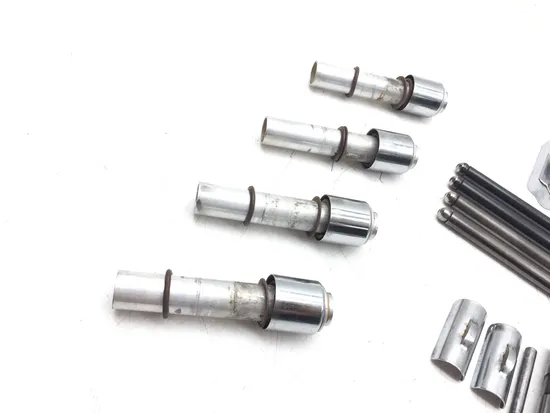 Push Rods Tubes and Lifters 2004 Harley-Davidson Electra Glide EFI FLHTI 3199