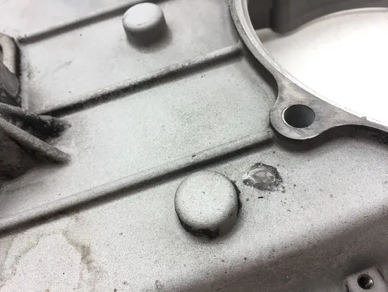 Inner Primary Clutch Cover 2004 Harley-Davidson Electra Glide EFI FLHTI 3199 x