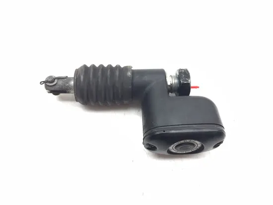 Rear Brake Master Cylinder 2004 Harley-Davidson Electra Glide EFI FLHTI 3199 x