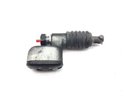 Rear Brake Master Cylinder 2004 Harley-Davidson Electra Glide EFI FLHTI 3199 x