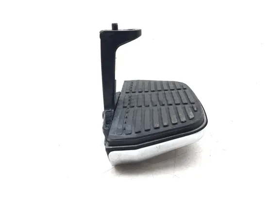 Left Right Passenger Floorboards 2004 Harley Electra Glide EFI FLHTI 3199