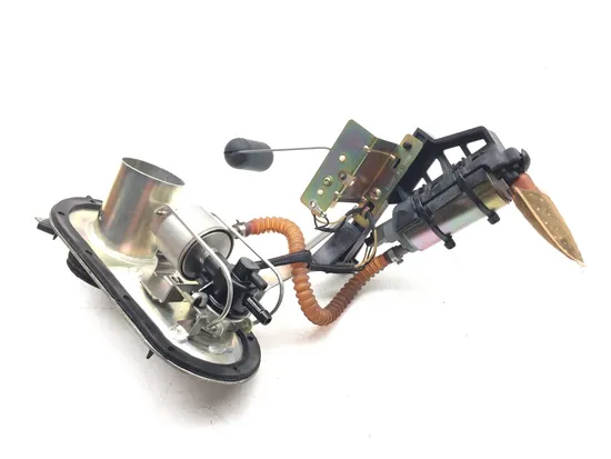 Gas Fuel Tank Pump 2004 Harley-Davidson Electra Glide EFI FLHTI 3199