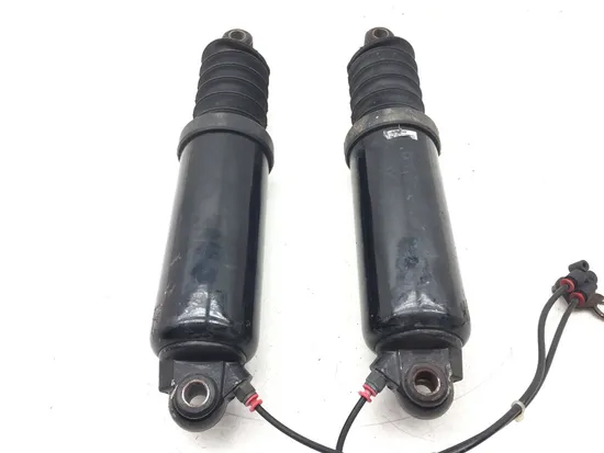 Rear Air Shocks Suspension 2004 Harley-Davidson Electra Glide EFI FLHTI 3199 x