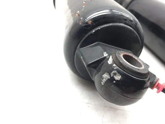 Rear Air Shocks Suspension 2004 Harley-Davidson Electra Glide EFI FLHTI 3199 x