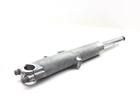 Front Forks Tubes Legs 2004 Harley-Davidson Electra Glide EFI FLHTI 3199 x