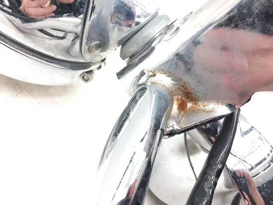 Front Spot Light Turn Signal Bar 2004 Harley Electra Glide EFI FLHTI 3199 x