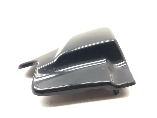 Left Side Cover 2004 Harley-Davidson Electra Glide EFI FLHTI 3199 x