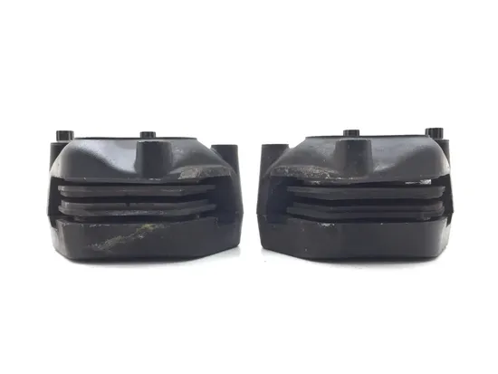 Left Right Front Brake Calipers Pads Set 2004 Harley Electra Glide FLHTI 3199 2