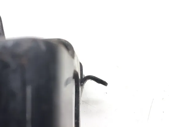 Battery Tray 2001 Harley-Davidson Sportster 1200 Custom XLH1200C 3207 x