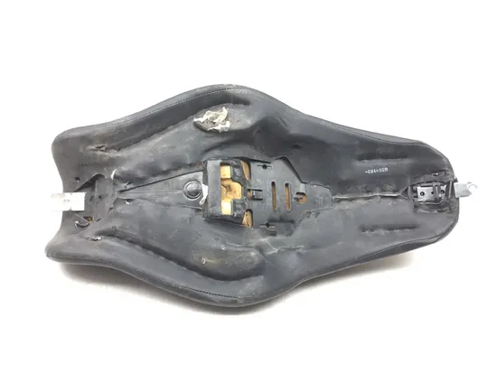 Seat 2001 Harley-Davidson Sportster 1200 Custom XLH1200C 3207 x