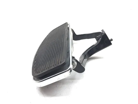 Left Right Driver Floorboards Set 2010 Harley-Road King Classic FLHRC 3200 x