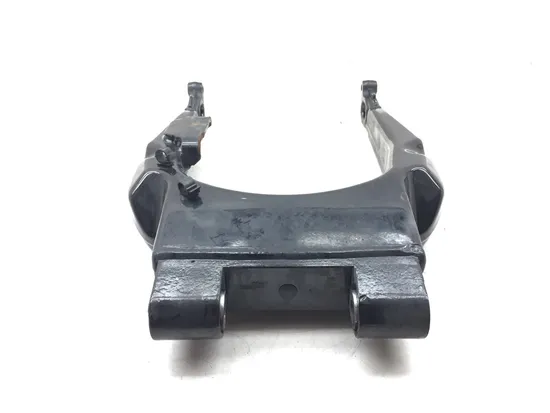 Swing Arm Swingarm 2010 Harley-Davidson Road King Classic FLHRC 3200