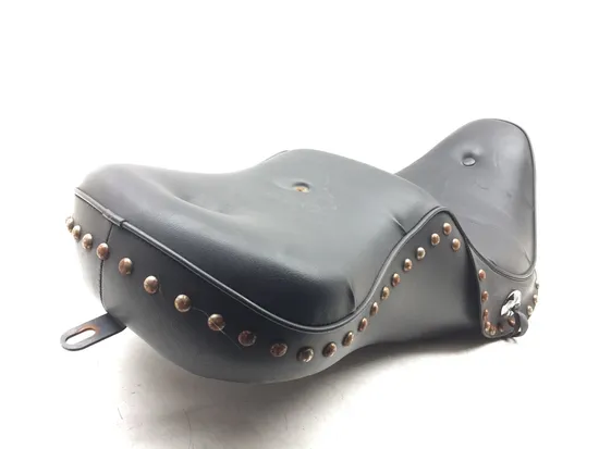 Seat 2010 Harley-Davidson Road King Classic FLHRC 3200 x