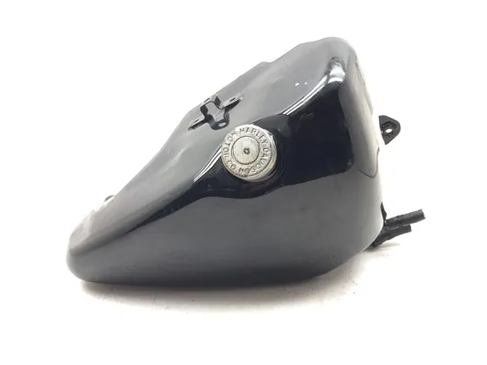Engine Oil Tank 2003 Harley-Davidson Sportster 883 Hugger XLH883 3206 x
